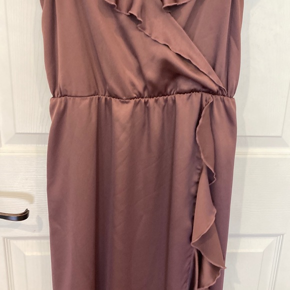 Show Me Your Mumu Samantha Ruffle Wrap Dress size Medium - Picture 6 of 15